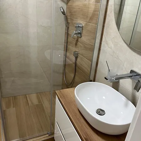 Apartment V Tichom Prostredi